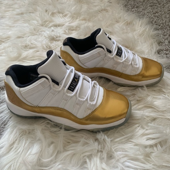 Rare Jordan 11 Closing Ceremonies - Picture 3 of 6